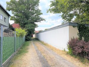 Einfahrt zum Haus
