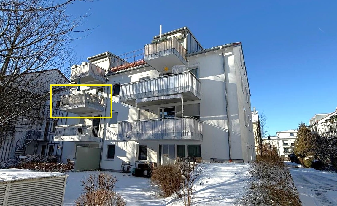 Hausansicht Balkon