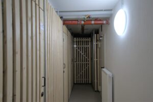Keller